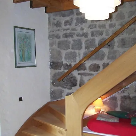 De Chapeleche Les Genets By Interhome Gluiras